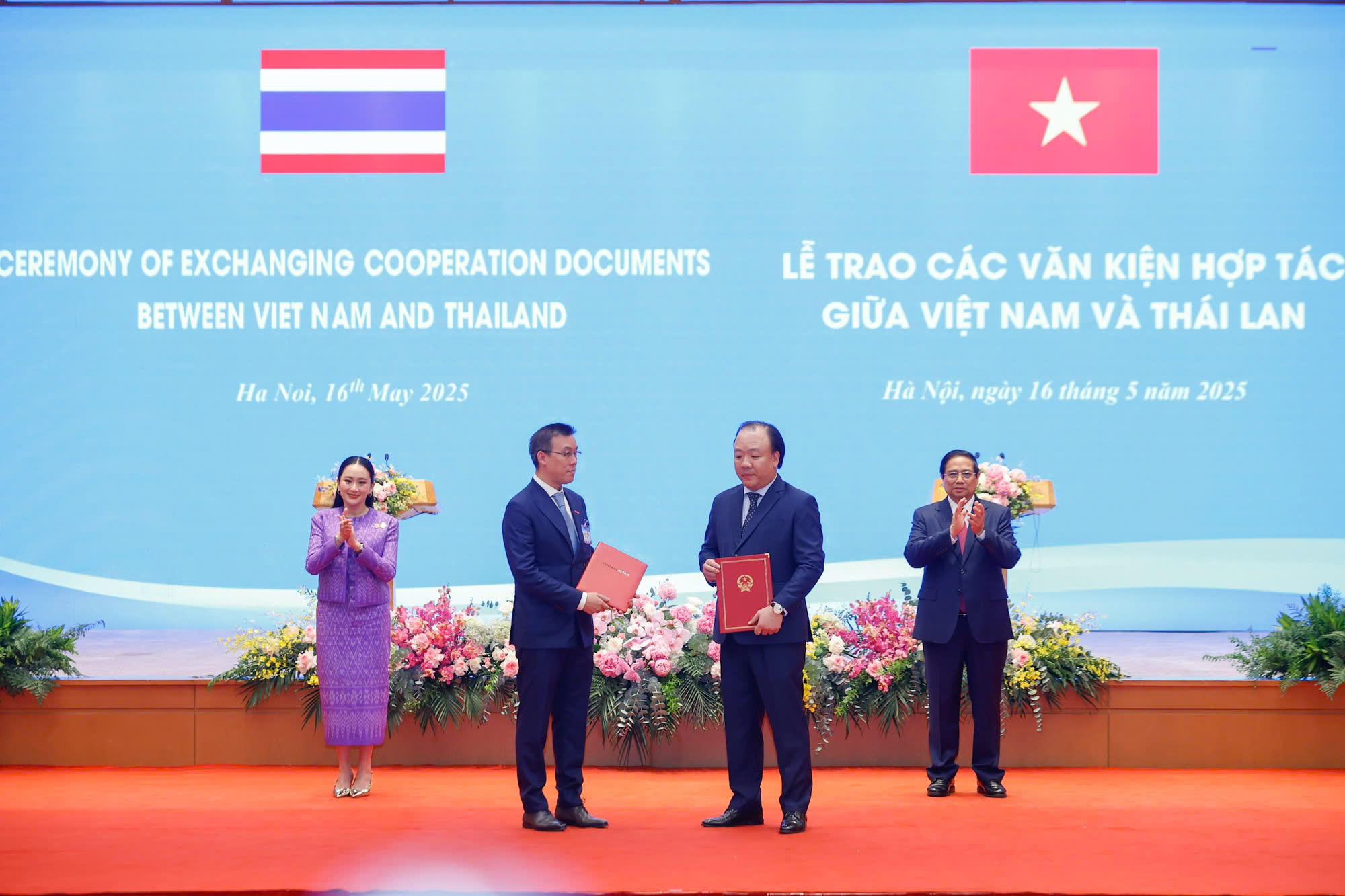 Việt Nam - Thái Lan ký kết hợp tác chiến lược thúc đẩy tiêu thụ hàng Việt